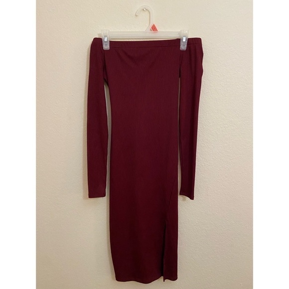 𝅺PRIVATE invite off shoulder dress - Picture 6 of 9